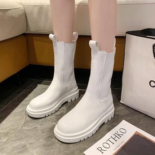 Internet Celebrity Same Martens Boots Autumn and Winter New Short round Toe Chelsea Thick Heel Middle Motorcycle Boots Womens