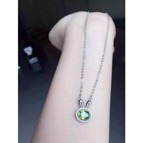 Natural green peridot stone Necklace S925 silver natural olivine Pendant Necklace for Girls women Fashion Lovely rabbit Jewelry