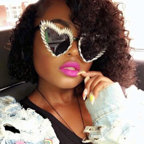 2018 Sunglasses Women brand designer Cool Sun Glasses for Men luxury Rhinestone Retro Love Heart Shape Summer glasses shades