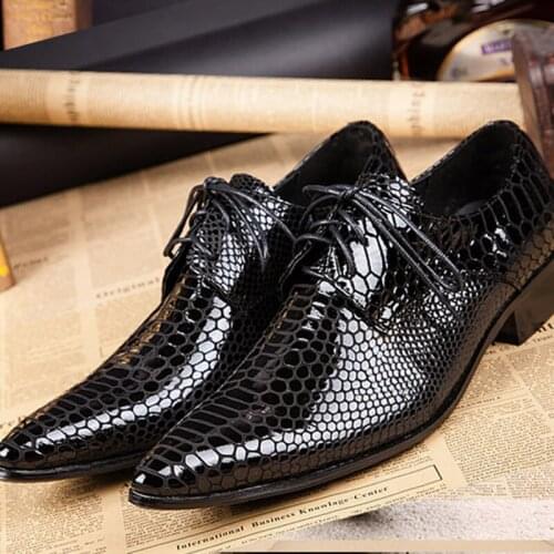 Mens pointed toe dress shoes crocodile skin men patent leather black shoes formal office wedding shoes spiked loafers italian