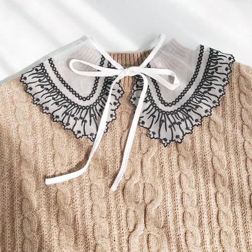 New Women Hollow Out Ventilation White False Fake Collar Lolita Jacquard Floral Lace Big Shawl Necklace Short Poncho Capelet