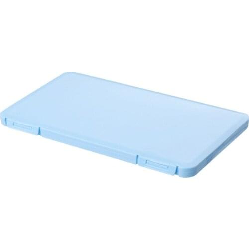 Disposable Mask Storage Box 2021 High-end Fashion Plastic Dust-proof Portable Moisture-proof Temporary Folder