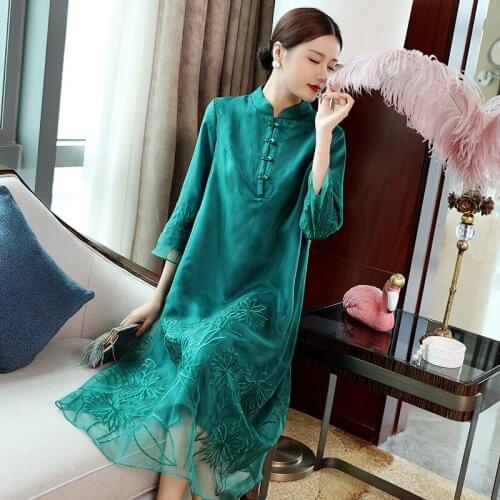 2020 New Pink Women Embroidery Hanfu Chinese Traditional Cheongsam Modern Qipao Oriental Style Long Party Dresses Robe Orientale
