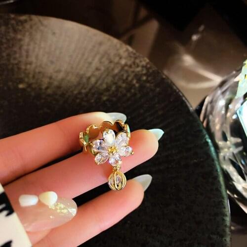 Peadrglf Rings With Crystals