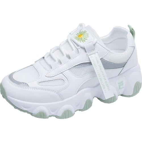 2020 Spring and Summer New Sneakers Women Wild Casual Breathable Mesh Surface Running Shoes