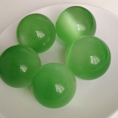 Hot Sell Asian Quartz Green Cat Eye Crystal Healing Ball