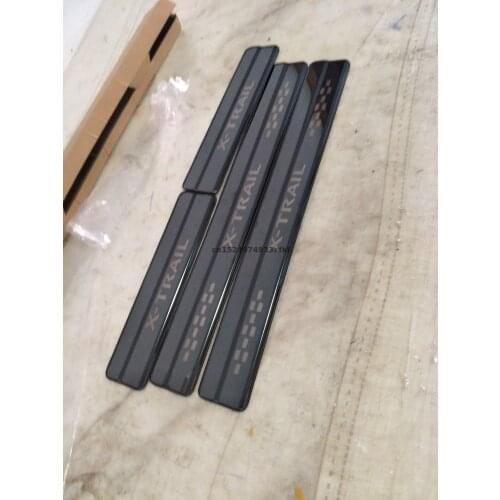 For Nissan X-Trail 2017-2021 Beautiful anti-scratch protection for door sills of welcome scooter car accessories Car styling