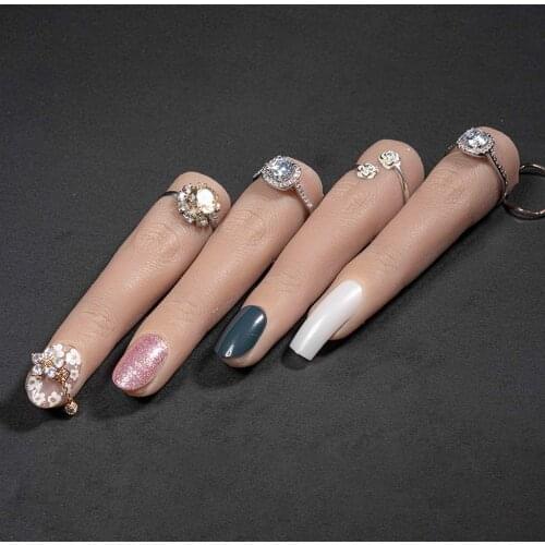 1Pcs 6 Colors Nail Art Training Fake Finger Hand Natural Nail Tips Practice Manicure Tool Model Display Finger Nail Art Tools