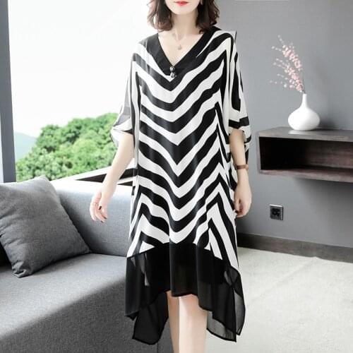 Chikichi 2021 Spring and Summer New Black and White Striped Women Dress with Bat Sleeves Loose and Large Long Bohemian Dress