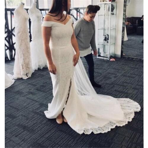 Romantic Off The Shoulder Wedding Dresses Appliques Lace Wedding Dress Split Sweep Train Custom Made Bridal Dress