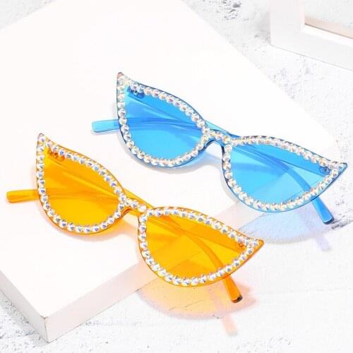 Diamond Cat Eye Sunglasses New Fashion Crystal Rhinestone Vintage Frame Brand Designer Sun Glasses Retro for Female UV400