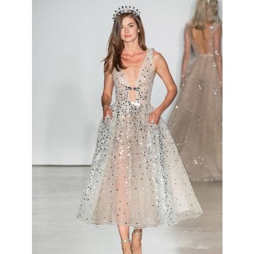 122 Fashion silver V-neck A-line above-knee short wearing Glitter net homecoming dresses/formal gowns pockets&bow free shipping