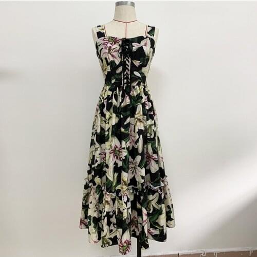 2021 Shows An Aristocratic Temperament Leisure Wind Printed Lily Posed Dress Harness