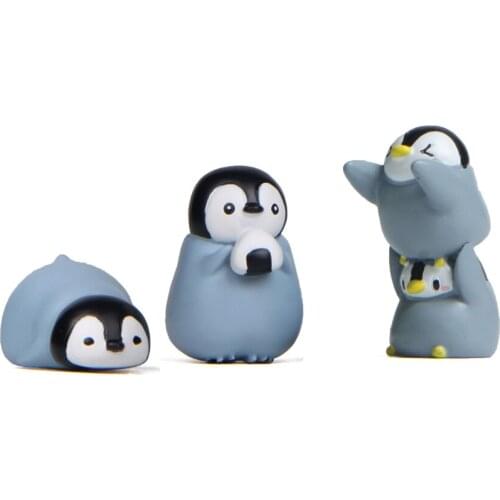 Cute Penguin Playing Snowball Animal Resin Craft Figurine Decoration Miniature Garden Fairy Ornament DIY Accessory