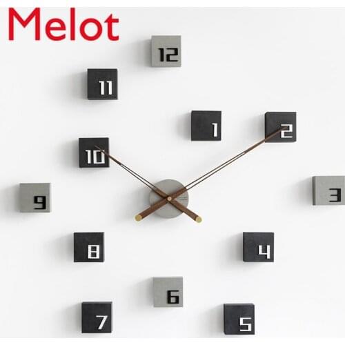 European-Style Clock Living Room Clock Wall-Mounted Decorative Background Ornament Light Luxury Personalized Creative Art Clock