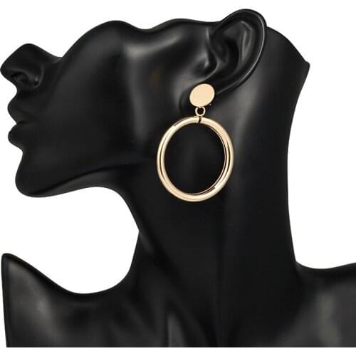 Exaggerated creative metal earrings personality geometric alloy circle hollow earrings simple earrings new womens accessories