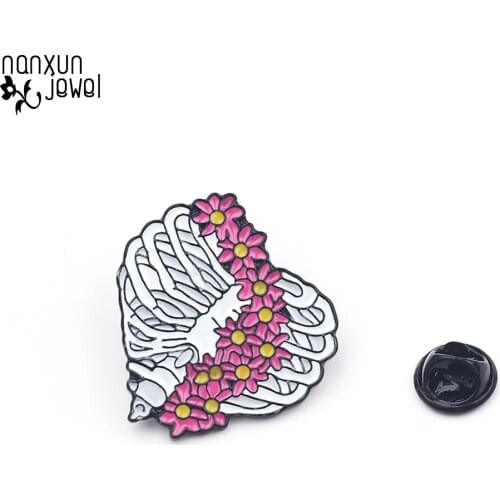 Wholesale Skull Heart Metal Enamel Pin Brooch for Backpack Bag Jeans Clothes Badge Lapel Pin Brooch Jewelry Free Shipping