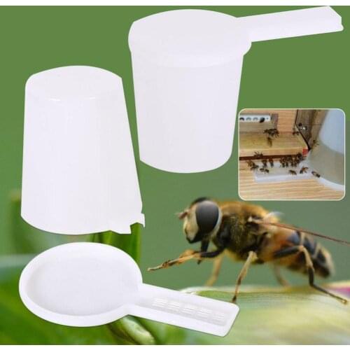 New 2Pcs Portable Plastic Beekeeping Entrance Water Drinker Bee Feeder Bottles Set Hive Tool Easy to Clean