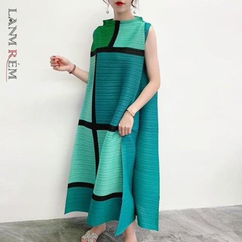 LANMREM color block patchwork pleated dresses famale 2021 Summer loose large size sleeveless stand collar long dress women YJ237