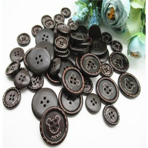 20/50pcs 18/28mm Laser marking Cartoon deep coffee green paint wooden button sewing wooden buckle DIY clothing accessories DQ55