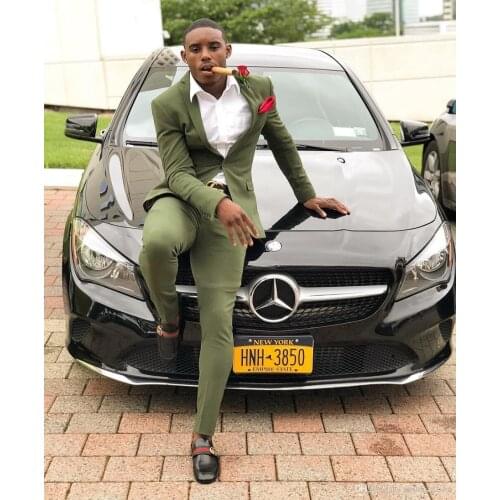 2019 Olive Green Mens Suits Slim Fit Two Pieces Groomsmen Wedding Tuxedos For Men Peaked Lapel Formal Prom Suit (Jacket+Pants)