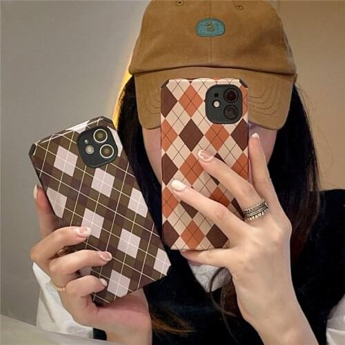Retro korean Autumn Winter Diamond Plaid geometry Phone Case For iPhone 11 12 Pro Max Xs Max XR X 7 8 Plus 7Plus case Cute Cover