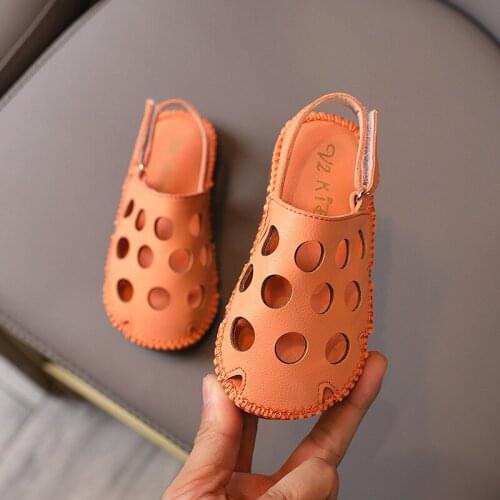 Kids Sandals Summer Solid Cave Shoes Hole Sandals Breathable Children Beach Shoes Garden Toddler Boys and Girls 2021 New Arrival