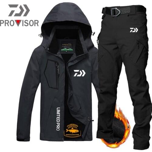 Daiwa Fishing Suit Waterproof Men Fishing Clothes Waterproof Fishing Wear Sports Fishing Pants Men Fishing Jacekt Waterproof