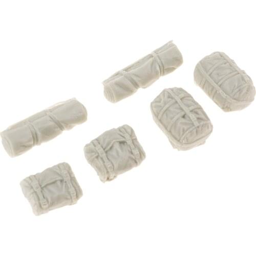 1/35 Resin Figure Kit Modern American Soldier Backpack Mini Models Unpainted