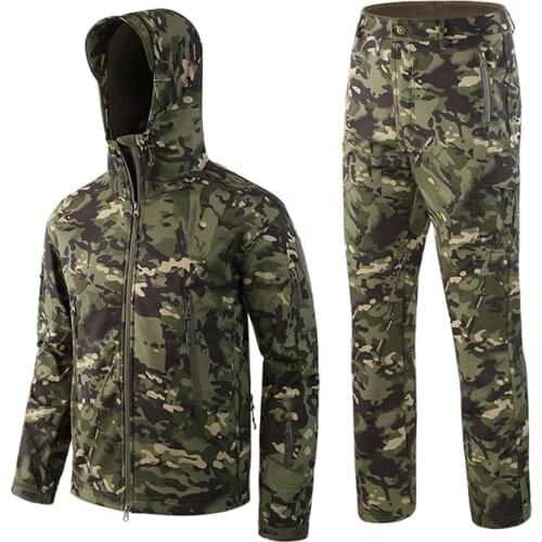 WOLF ENEMY Men's Sportswear