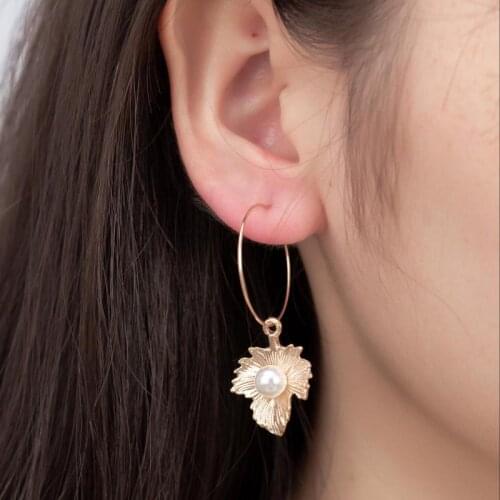 Bohemian Handmade Earrings Fashion New Fresh Red Apricot Leaves Pearl Geometry Wild Long Earrings Women Wholesale Mickey Ears