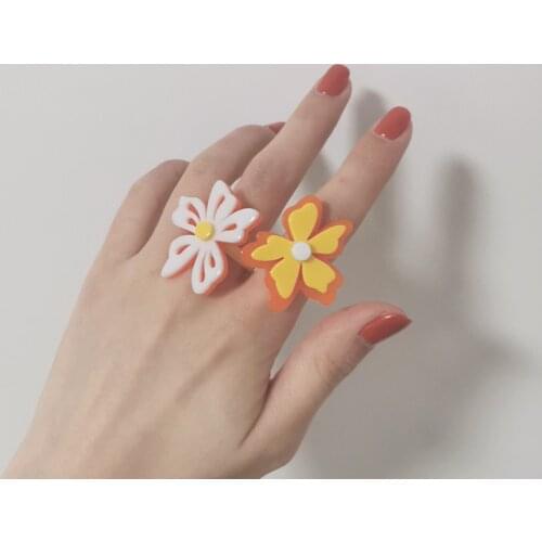 Qumeng 2021 Funny Exaggerated Flowers Acrylic Personality Big Rings Set For Girl Hip Hop Punk Party Sweet Lovely Gifts Jewelry