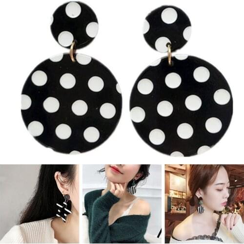 New Classic Polka Dot Striped Earring Geometric Round Square Star Stud Earrings for Women Cute Acrylic Earings Fashion Jewelry