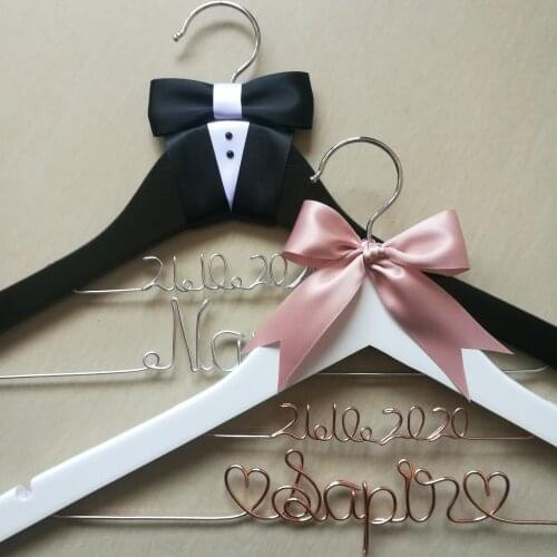 Personalized Wedding Hanger, bridesmaid gifts, name hanger ,two hanger,can customize the text