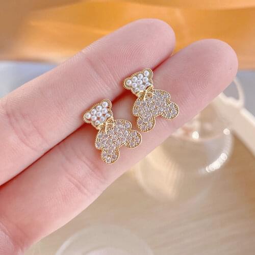 2021 New Arrival 14K Gold Plated Pearl Cute Bear Stud Earrings for Women Luxury Zircon Earrings