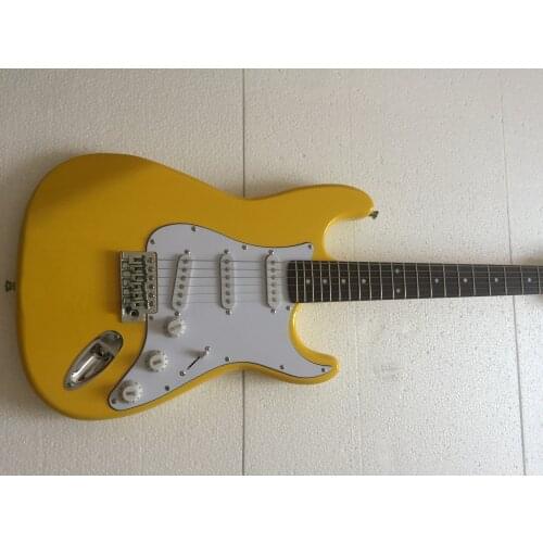 Free delivery / rosewood fingerboard lemon yellow high quality st Guitar / China Electric Guitar