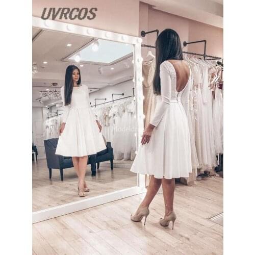 2021 Modern Arabric Short Dresses Jewel Neck Backless Knee Length Beach Bridal Gowns Simple Garden Castle Vestidoe De
