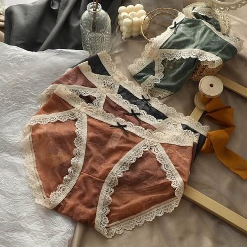 Seamless Lace Ruffle Panties For Women Breathable Thin Mesh Mid Waist Briefs Underwear Janpanese Style Lace Female Underpants