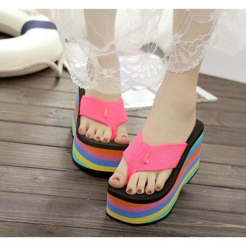 2019 wholesale women flip flops sandals slippers new thick bottom platform slope beach female rainbow colorful slippers 36-39