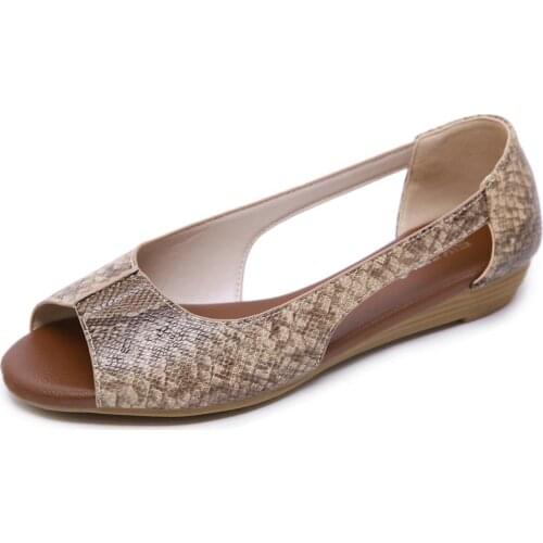 Mother shoes leopard print Womens Leather Low Heels shoes 2019 autumn peep-toe casual soft Bottom Ladies Boat Shoes