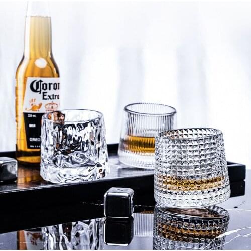 JANKNG Whisky Glass Creative Drinking Glass Creative Smooth Brim Delicate Transparent Tumbler Beer Glass Mug Bar Rotating Wine