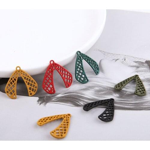 Free Shipping 50pcs/Lot 23*24mm Rubber Enamel Alloy Charms Kawaii Hollow Out Bee Wings Metal Earring Floating Pendant Ornaments