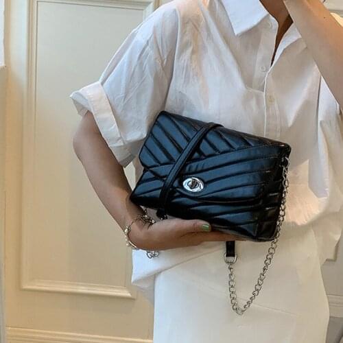 Korean Version Fashion Western Style Chain Handbags New Small Square Purses and Crossbody Ladies Trending Messenger Bag