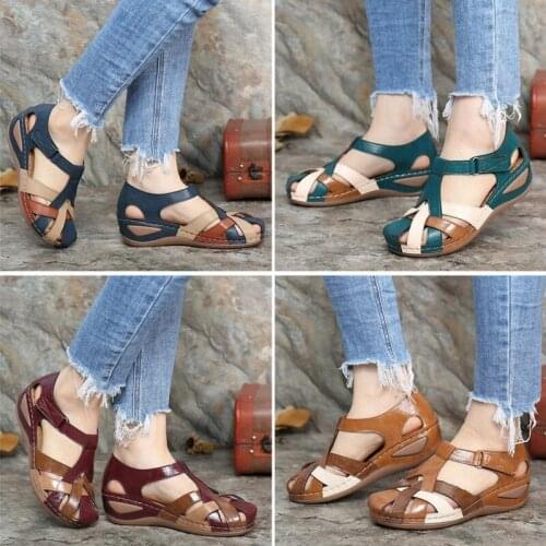 Comfy Arch Support Retro Round Toe Sandals for Women Toe Protection Design Summer Beach Supply A66