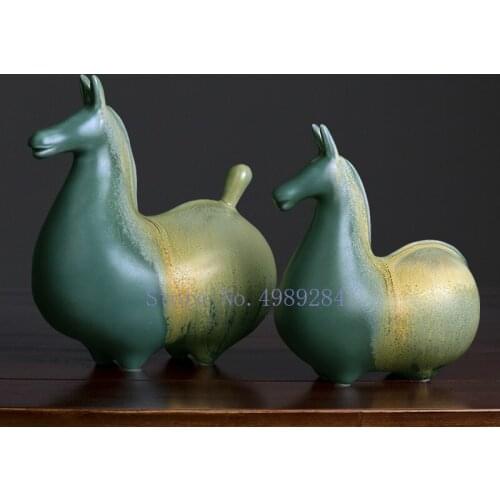 Creative Chinese Retro ceramics Handmade abstract horse Crafts ornaments Modern home desktop decoration miniature figurines