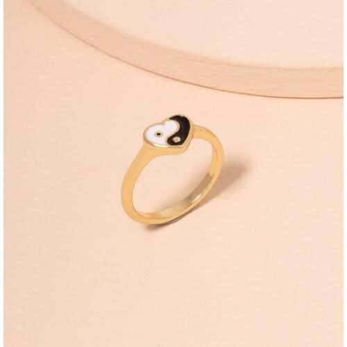 New Ins Creative Black White Tai Chi Gossip Ring Vintage Drop Oil Yin Yang Hear Rings For Women Girls Fashion Jewelry Gift