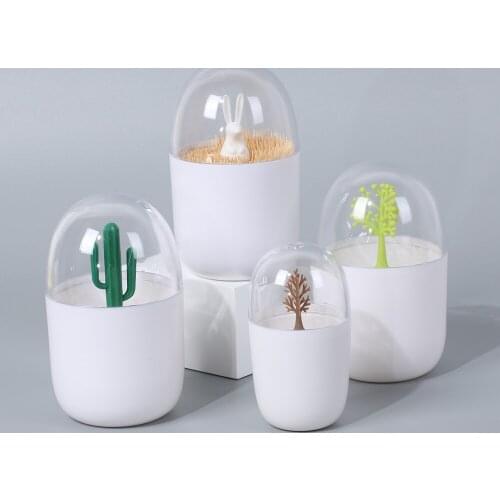 1PC Dustproof Cotton Swab Box Cotton Bud Holder Case Animal Tree Toothpick Holder Container Plastic Storage Box Organizer XB 135