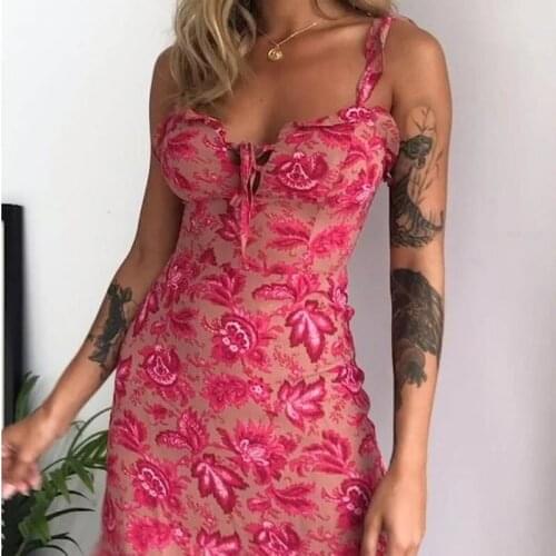 New Ladies Summer Ruffle Dress, Floral Maple Leaf V-Neck Sleeveless Ruffle Skirt Pleated Skirt Temperament Commuter Floral Dress