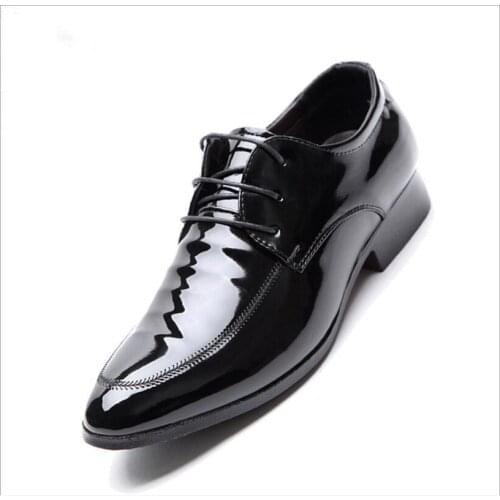 New Casual mens patent leather shoes Men Casual Shoes Black Men Loafers Spring Slip On Mens Flats Breathable Male Driving Shoe