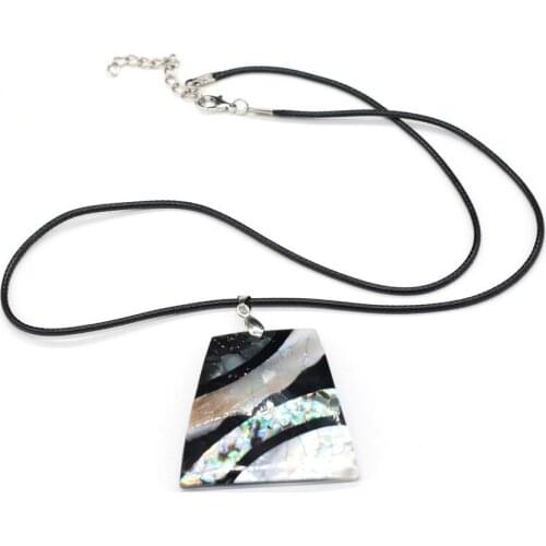 Natural Shell Necklace With Rope Length 55+5cm Exquisite Trapezoid Necklace Pendant For Unisex Charm Jewelry Gift 45x45mm